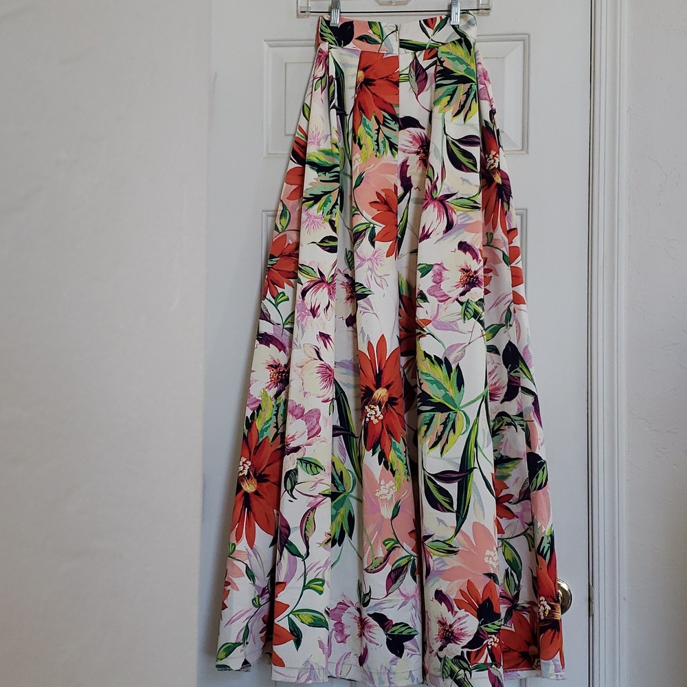 ELIZA J Floral Maxi Skirt in White with Red & Pink Blooms SIZE 0 - Picture 11 of 16